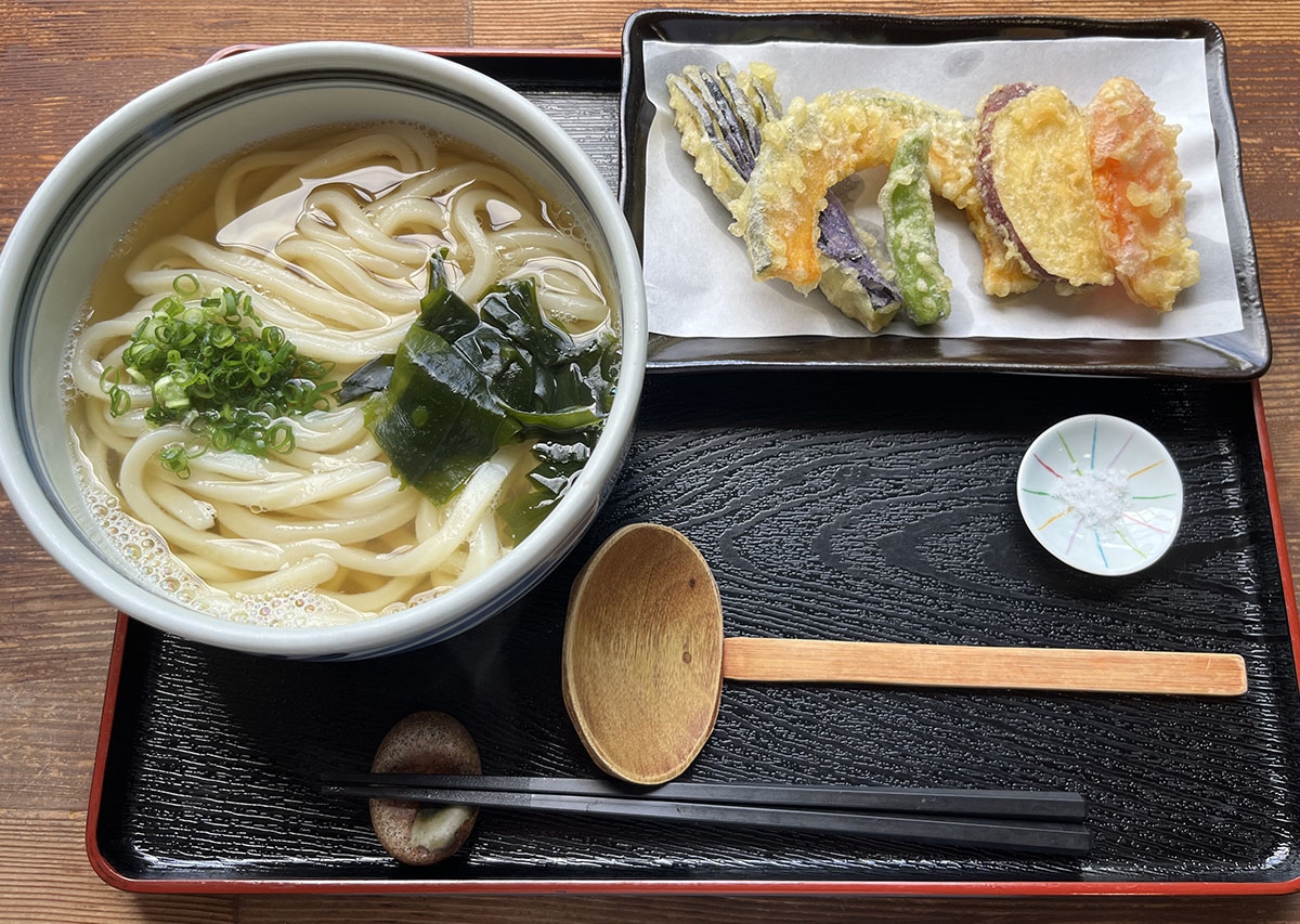 野菜天うどん